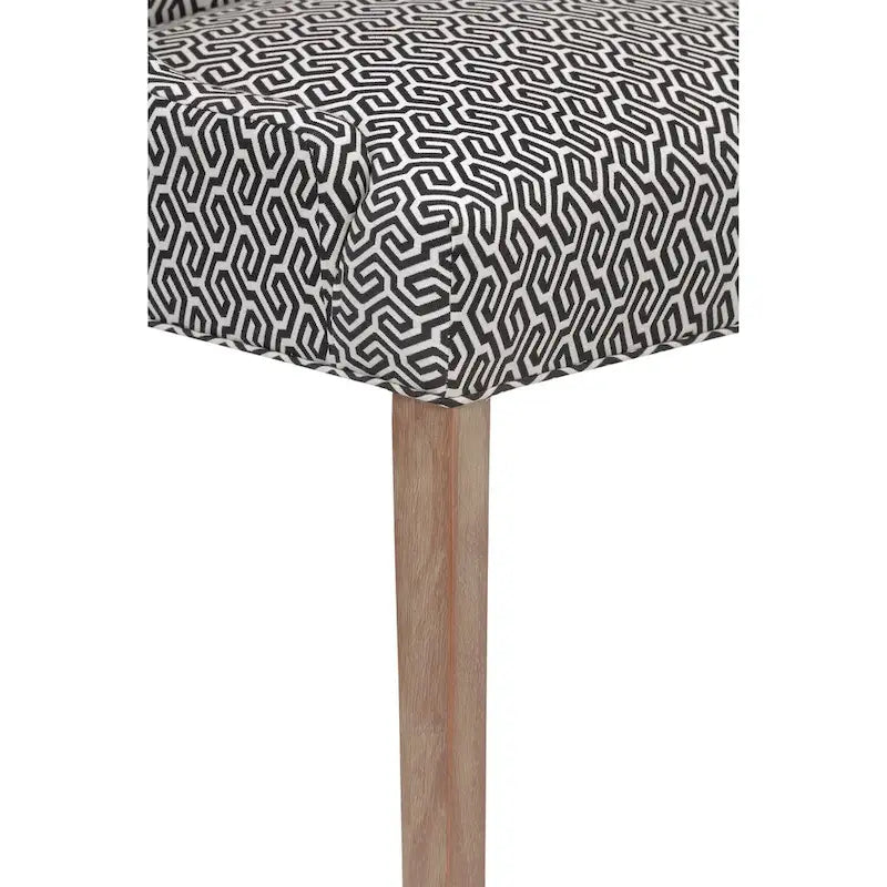 Silla de comedor tapizada con brazos de diseño transicional, patas de caucho y tela estampada